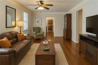 Virtual Renovation/Staged