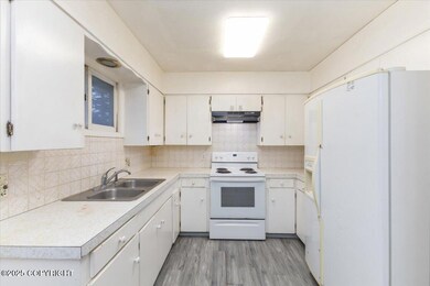 13-KITCHEN_SBS_IMG_1-4