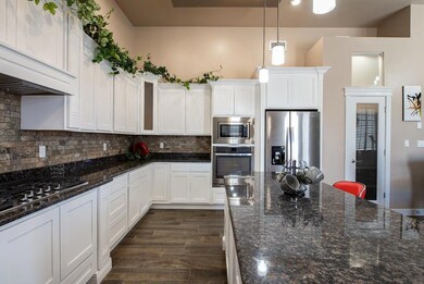 13676 Matfen Ave, Horizon City, TX 79928 - photo 7