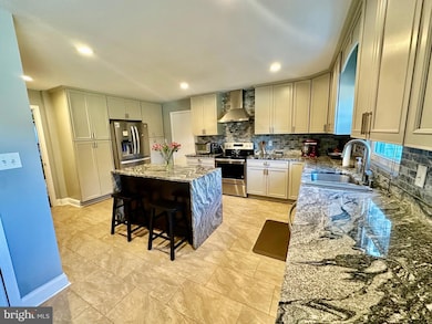 8620 Stableview Ct, Gaithersburg, MD 20882 - photo 7