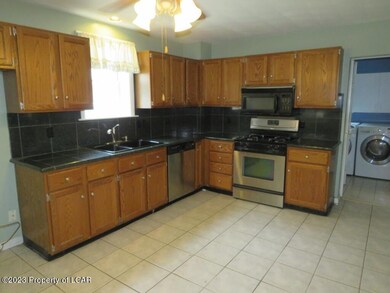 39 Ransom St, Kingston, PA 18704 - photo 7