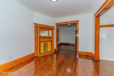 8 Stanwix St, Albany, NY 12209 - photo 7