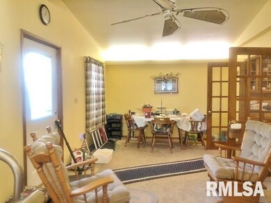 115 Carter Ln, Lincoln, IL 62656 - photo 3