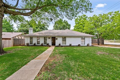 3067 Panhandle Dr, Grapevine, TX 76051 - photo 2