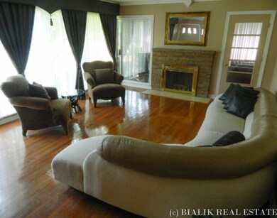 4906 Kalamazoo AVE-3