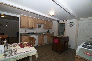10 Franklin St, Medway, MA 02053 - photo 2