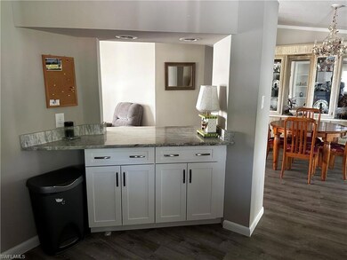 Kitchen Bar