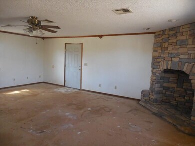 Entrance/Living Room