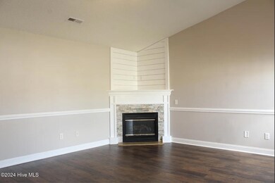2304 Saddleback Dr unit A, Winterville, NC 28590 - photo 5