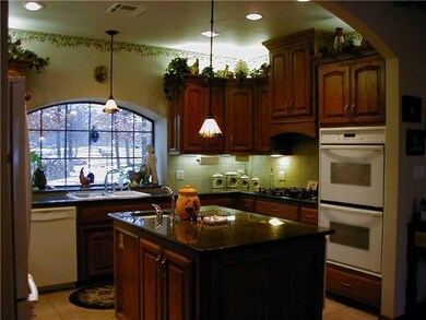 4055 S Deer Park Ln, Harrah, OK 73045 - photo 6