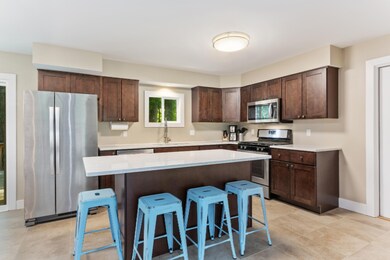 04_205SJameson_5_Kitchen_HiRes