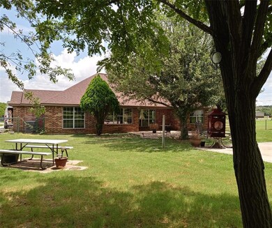 123 Fossil Rock Dr, Azle, TX 76020 - photo 6