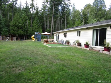 297 Lewis Rd W, Seabeck, WA 98380 - photo 5