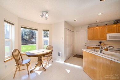 18873 Choctaw Rd, Bend, OR 97702 - photo 6