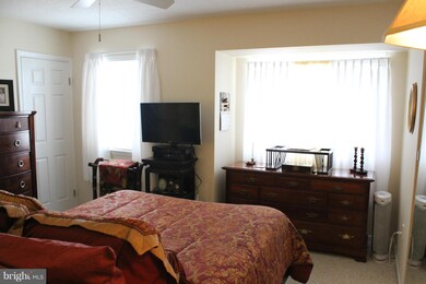 19958 Stoney Point Way, Germantown, MD 20876 - photo 6