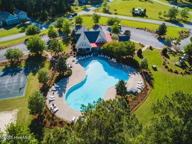 03 Clubhouse and Pool