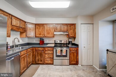 10 Hunting Horn Cir, Reisterstown, MD 21136 - photo 6