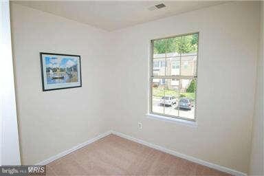 1927 Winslow Ct, Woodbridge, VA 22191 - photo 5