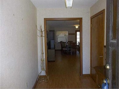 Foyer.