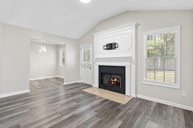 3637 Oakland Spring Ct, Snellville, GA 30039 - photo 4