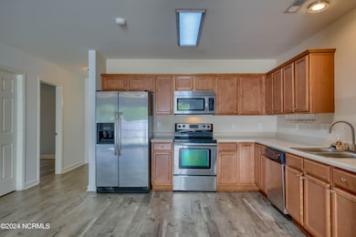 199 Pine Hollow - Interiors - Edited_15