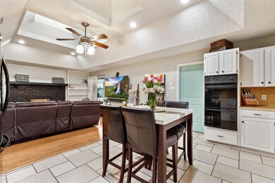 108 Briarhaven Blvd, Weatherford, TX 76086 - photo 6