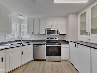 120 Hocutt Dr, Clayton, NC 27520 - photo 7