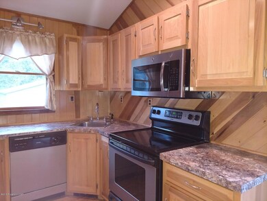 1263 Loyalville Outlet Rd, Harveys Lake, PA 18618 - photo 7