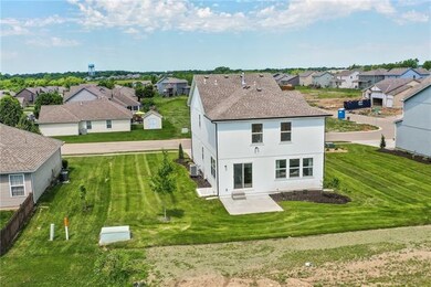 1414 Camden Ct, Raymore, MO 64083 - photo 2