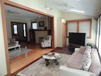 34 Glenwood Rd, Albany, NY 12204 - photo 5