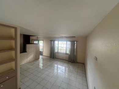 14704 Carnation Dr, Tampa, FL 33613 - photo 6