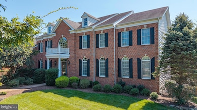 5331 Chaffins Farm Ct, Haymarket, VA 20169 - photo 2