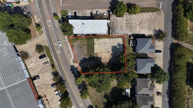 208 Russell St, Starkville, MS 39759 - photo 2