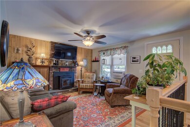 34 Arthur St, West Warwick, RI 02893 - photo 6