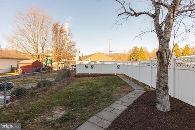 359 N Reading Ave, Boyertown, PA 19512 - photo 3