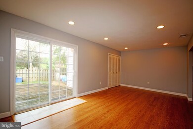 12910 Marquette Ln, Bowie, MD 20715 - photo 5
