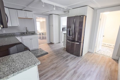 72 Main St, Ashland, NH 03217 - photo 4