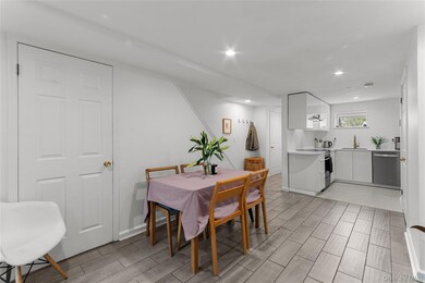 6143 55th St, Maspeth, NY 11378 - photo 6