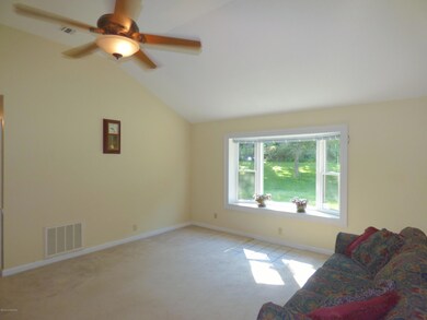 343 Ford Dr, Mount Washington, KY 40047 - photo 7