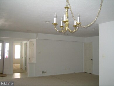 13 Clifford Dr, Mount Laurel, NJ 08054 - photo 4