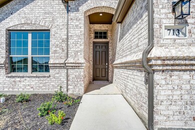 713 Hackamore St, White Settlement, TX 76108 - photo 3
