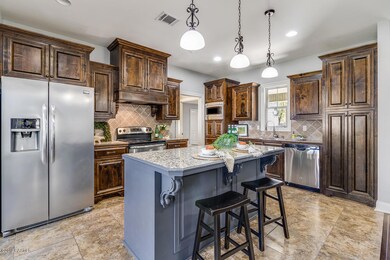203 Landsdowne Way-4