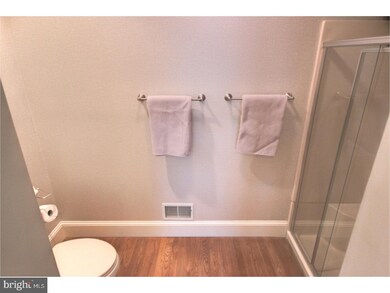 135 E Wall St, Bethlehem, PA 18018 - photo 4