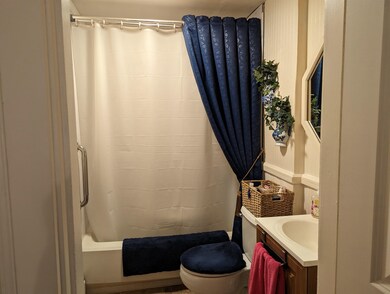 562 1st Ave, Berlin, NH 03570 - photo 6