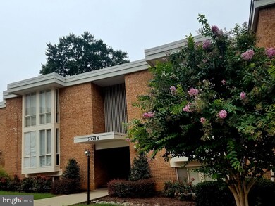 2618 Redcoat Dr unit 187, Alexandria, VA 22303 - photo 2