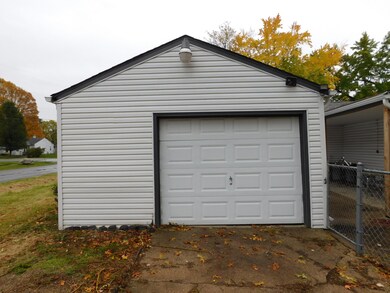 1999 Baldwin Dr, Niles, MI 49120 - photo 6