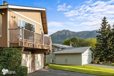 32-Exterior Front-ELKO0534