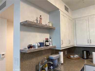 267 S San Pedro St, Los Angeles, CA 90012 - photo 6