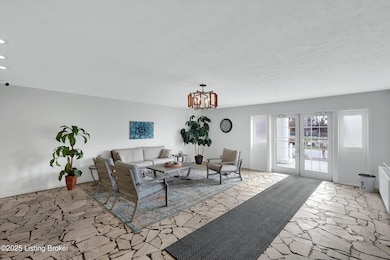 301 El Conquistador Place, Louisville, KY 40220 - photo 2