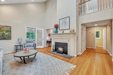 116 Maple St, Sherborn, MA 01770 - photo 3